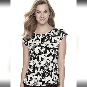 Elle Butterfly Silhouette Black/White Printed Women's Crepe Top - Size Small